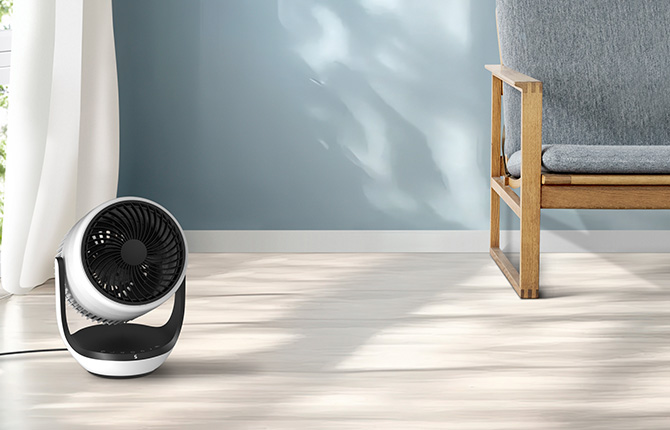 空気清浄機能でお部屋の空気をキレイにしながら循環させてくれる優れもの！
空気清浄機能付サーキュレーター